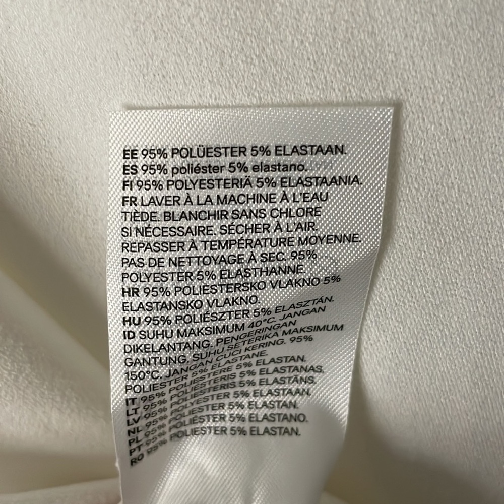 H&M Blouse - Picture 5 of 5
